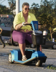 Mobility Scooter (Pride Maxima 3) Mobility Scooter (Pride Maxima 3)