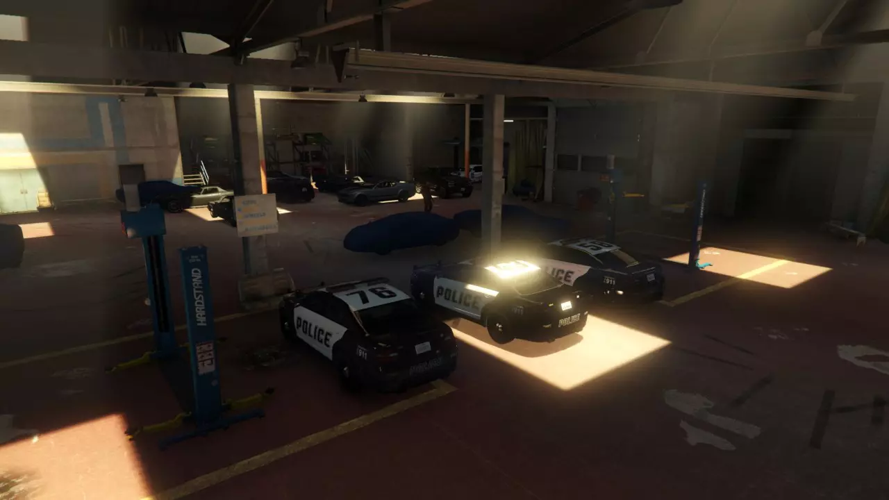 Getaway Vehicles: Police Compound GTA Online