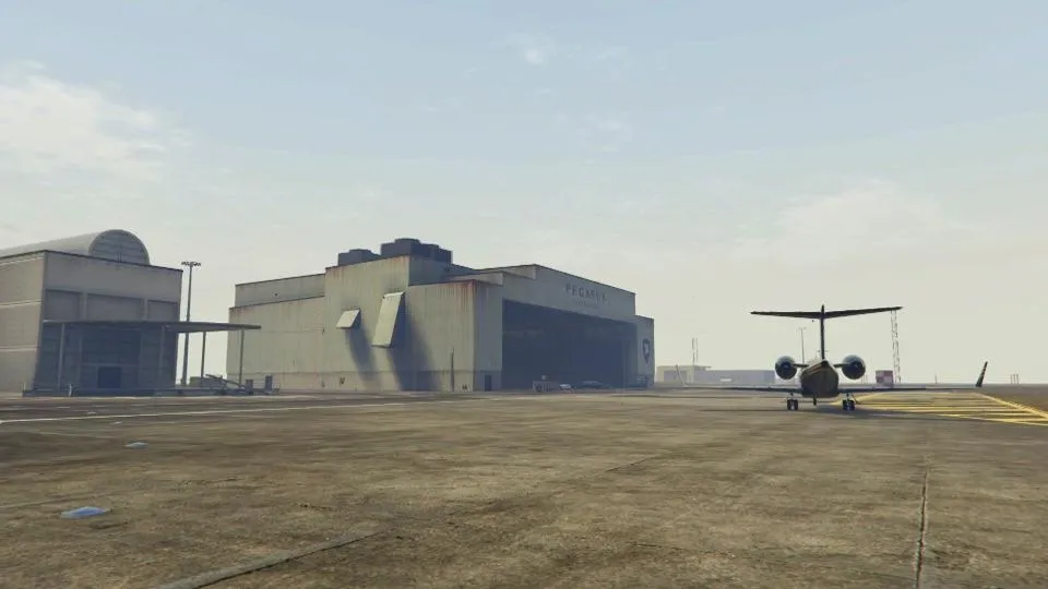 Los Santos International Hangar - GTA 5 Property